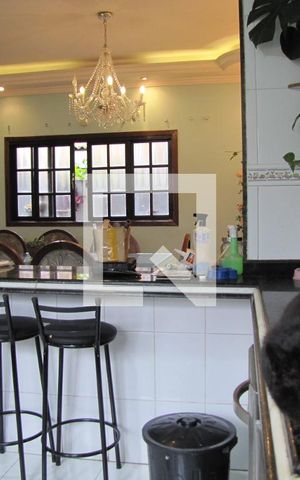 Casa à venda com 413m², 5 quartos e 6 vagasCozinha