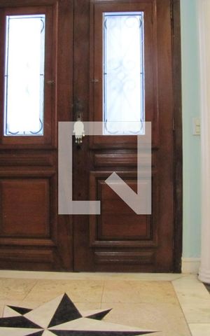 Casa à venda com 413m², 5 quartos e 6 vagasHall de entrada