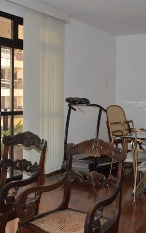 Apartamento à venda com 192m², 4 quartos e 2 vagasSala