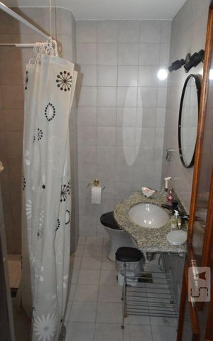Apartamento à venda com 192m², 4 quartos e 2 vagasBanheiro Social