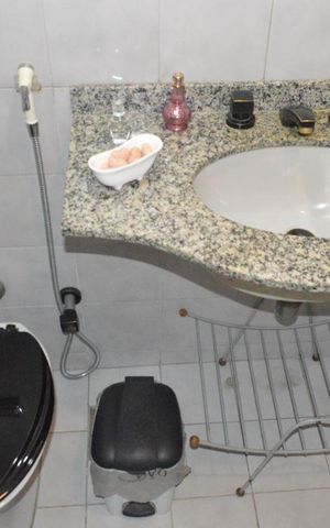 Apartamento à venda com 192m², 4 quartos e 2 vagasBanheiro Social