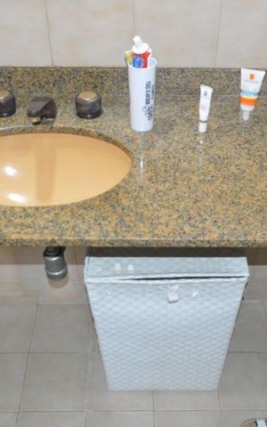 Apartamento à venda com 192m², 4 quartos e 2 vagasBanheiro da Suíte 2