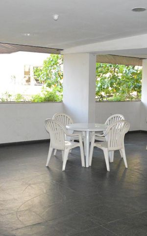 Apartamento à venda com 192m², 4 quartos e 2 vagasÁrea comum - Salão de festas