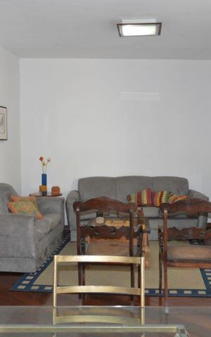 Apartamento à venda com 192m², 4 quartos e 2 vagasSala