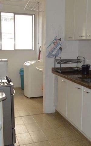 Apartamento à venda com 192m², 4 quartos e 2 vagasCozinha e Área de Serviço