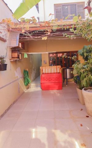 Casa à venda com 150m², 3 quartos e 2 vagas Casa à venda com 150m², 3 quartos e 2 vagasQuintal