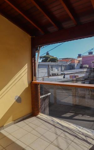 Casa à venda com 150m², 3 quartos e 2 vagas Casa à venda com 150m², 3 quartos e 2 vagasvaranda da Suíte