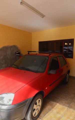 Casa à venda com 150m², 3 quartos e 2 vagas Casa à venda com 150m², 3 quartos e 2 vagasGaragem