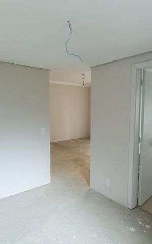 Casa de condomínio à venda com 241m², 3 quartos e 2 vagas Casa de condomínio à venda com 241m², 3 quartos e 2 vagasCloset do Quarto 1