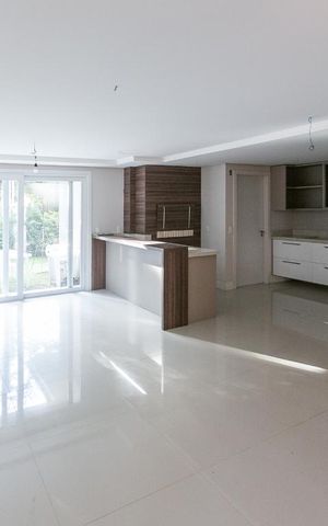 Casa de condomínio à venda com 241m², 3 quartos e 2 vagas Casa de condomínio à venda com 241m², 3 quartos e 2 vagasSala