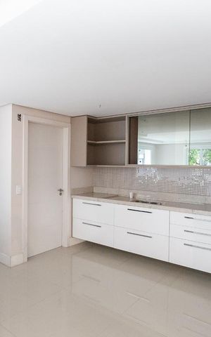 Casa de condomínio à venda com 241m², 3 quartos e 2 vagas Casa de condomínio à venda com 241m², 3 quartos e 2 vagasCozinha
