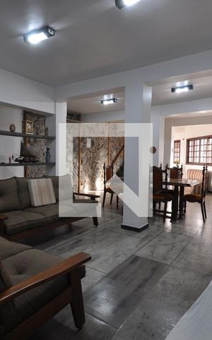 Casa à venda com 390m², 3 quartos e 2 vagasSala 2