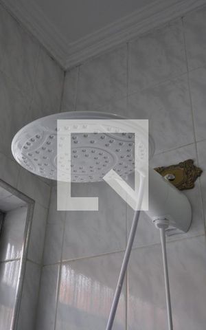Casa à venda com 390m², 3 quartos e 2 vagasBanheiro da Suíte