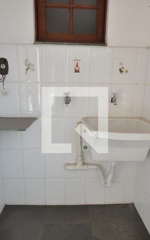 Casa à venda com 390m², 3 quartos e 2 vagasLavanderia