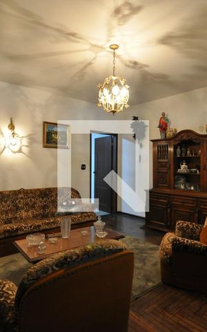 Casa à venda com 390m², 3 quartos e 2 vagasSala