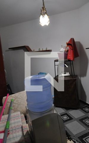 Casa à venda com 390m², 3 quartos e 2 vagasQuarto de Serviço