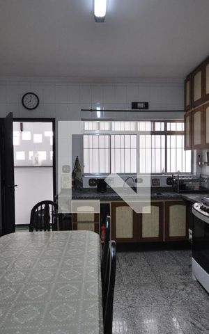 Casa à venda com 390m², 3 quartos e 2 vagasCozinha