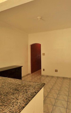 Casa para alugar com 220m², 3 quartos e 2 vagasCopa