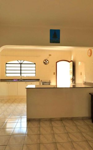 Casa para alugar com 220m², 3 quartos e 2 vagasCopa