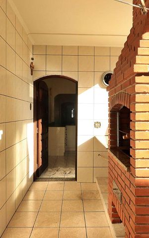Casa para alugar com 220m², 3 quartos e 2 vagasChurrasqueira