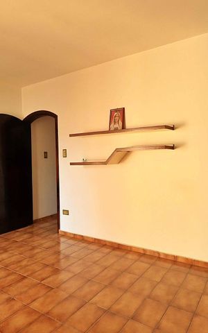 Casa para alugar com 220m², 3 quartos e 2 vagasQuarto 2