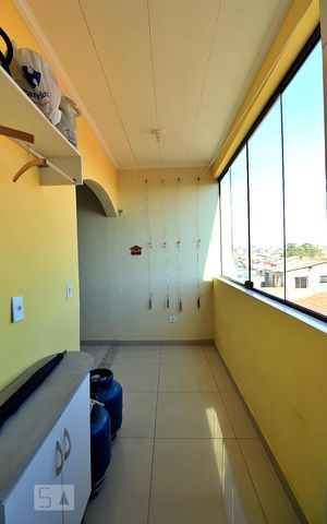 Casa à venda com 302m², 3 quartos e 2 vagasÁrea de Serviço
