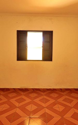 Casa à venda com 302m², 3 quartos e 2 vagasCasa Fundos - Quarto