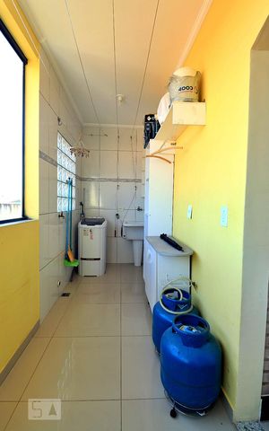 Casa à venda com 302m², 3 quartos e 2 vagasÁrea de Serviço