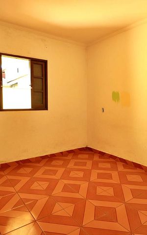 Casa à venda com 302m², 3 quartos e 2 vagasCasa Fundos - Quarto