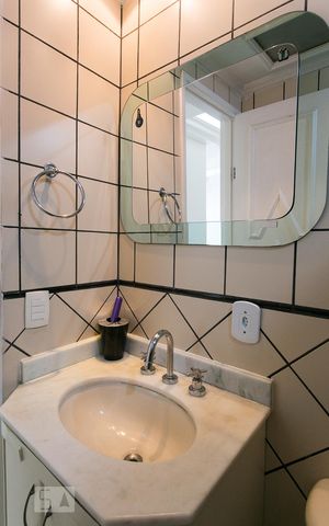 Apartamento à venda com 78m², 3 quartos e 2 vagasBanheiro Social