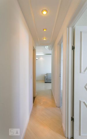 Apartamento à venda com 78m², 3 quartos e 2 vagasCorredor