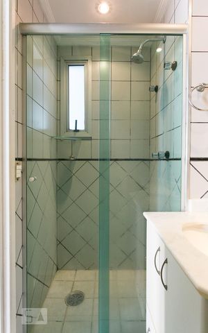 Apartamento à venda com 78m², 3 quartos e 2 vagasBanheiro da Suíte