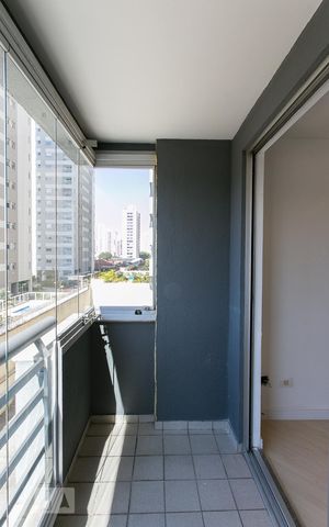 Apartamento à venda com 78m², 3 quartos e 2 vagasVaranda