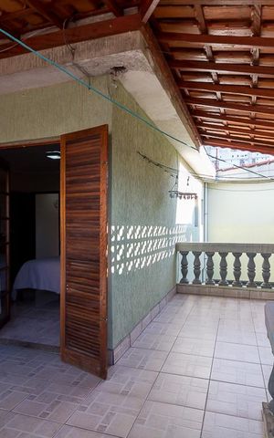 Casa para alugar com 160m², 3 quartos e 2 vagasVaranda quarto 3 suíte