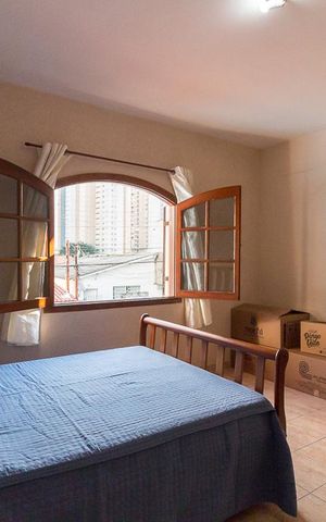 Casa para alugar com 160m², 3 quartos e 2 vagasQuarto 2