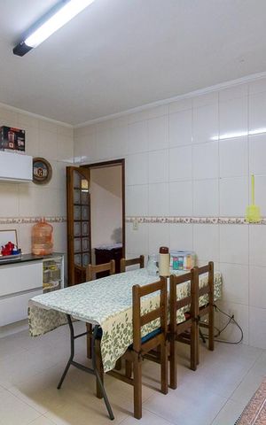 Casa para alugar com 160m², 3 quartos e 2 vagasCozinha