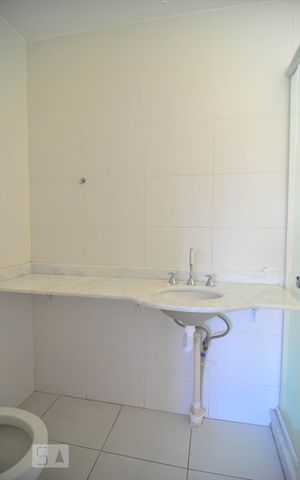 Apartamento para alugar com 76m², 3 quartos e 1 vagaBanheiro Suíte