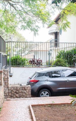 Casa à venda com 600m², 4 quartos e 3 vagasGaragem