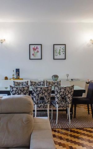 Casa à venda com 600m², 4 quartos e 3 vagasSala