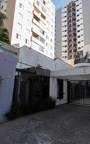 Apartamento para alugar com 52m², 1 quarto e 2 vagas Apartamento para alugar com 52m², 1 quarto e 2 vagasFachada