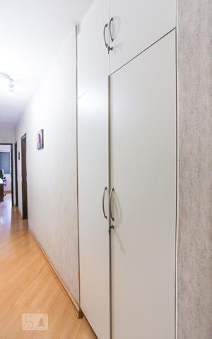 Casa de condomínio à venda com 125m², 3 quartos e 2 vagas Casa de condomínio à venda com 125m², 3 quartos e 2 vagasCorredor