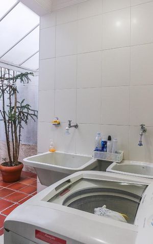 Casa de condomínio à venda com 125m², 3 quartos e 2 vagas Casa de condomínio à venda com 125m², 3 quartos e 2 vagasArea de Serviço