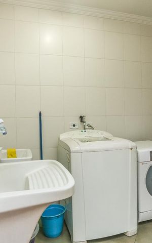 Casa de condomínio à venda com 125m², 3 quartos e 2 vagas Casa de condomínio à venda com 125m², 3 quartos e 2 vagasArea de Serviço
