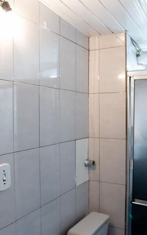 Apartamento à venda com 45m², 2 quartos e 1 vaga Apartamento à venda com 45m², 2 quartos e 1 vagaBanheiro