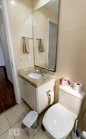 Apartamento à venda com 56m², 2 quartos e 2 vagas Apartamento à venda com 56m², 2 quartos e 2 vagasBanheiro