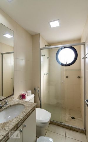 Apartamento à venda com 56m², 2 quartos e 2 vagas Apartamento à venda com 56m², 2 quartos e 2 vagasBanheiro