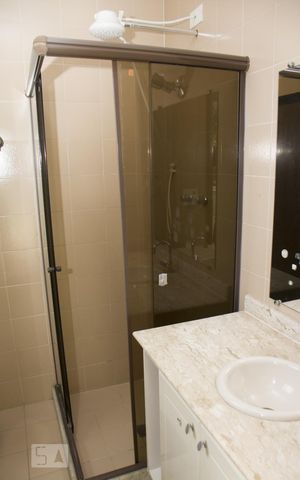Apartamento à venda com 154m², 3 quartos e 1 vagaBanheiro da Suíte