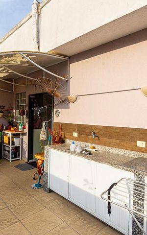 Apartamento à venda com 140m², 2 quartos e 2 vagas Apartamento à venda com 140m², 2 quartos e 2 vagasCobertura