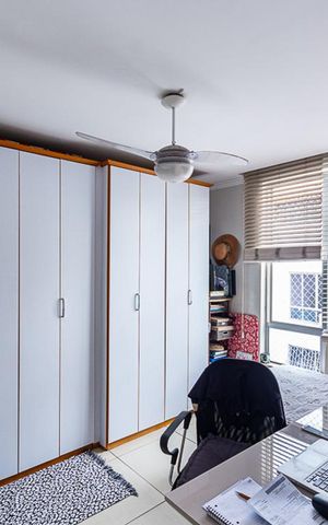 Apartamento à venda com 140m², 2 quartos e 2 vagas Apartamento à venda com 140m², 2 quartos e 2 vagasQuarto