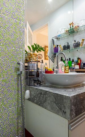 Apartamento à venda com 140m², 2 quartos e 2 vagas Apartamento à venda com 140m², 2 quartos e 2 vagasBanheiro 2